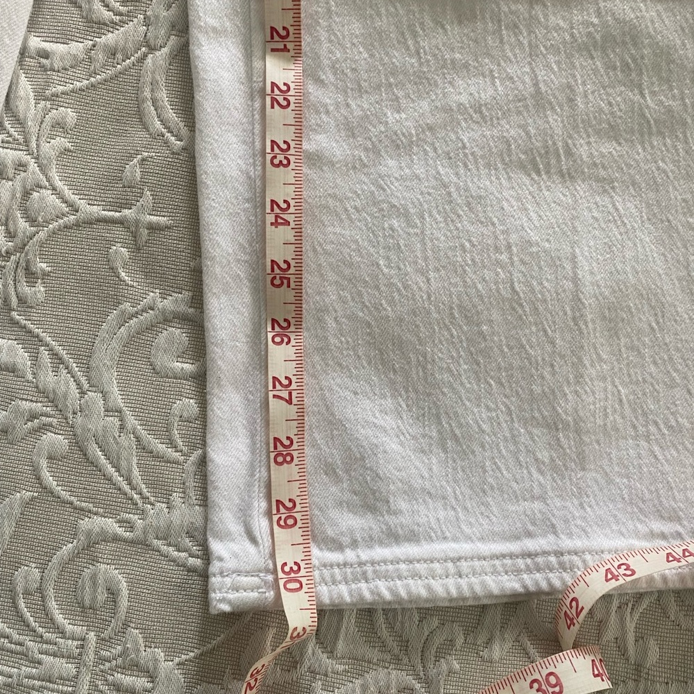 American Eagle Outfitters White Wide Leg Jeans - Picture 8 of 9